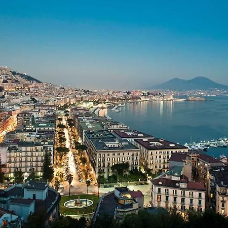 Casa Vacanze Sannazzaro 70 那不勒斯 外观 照片