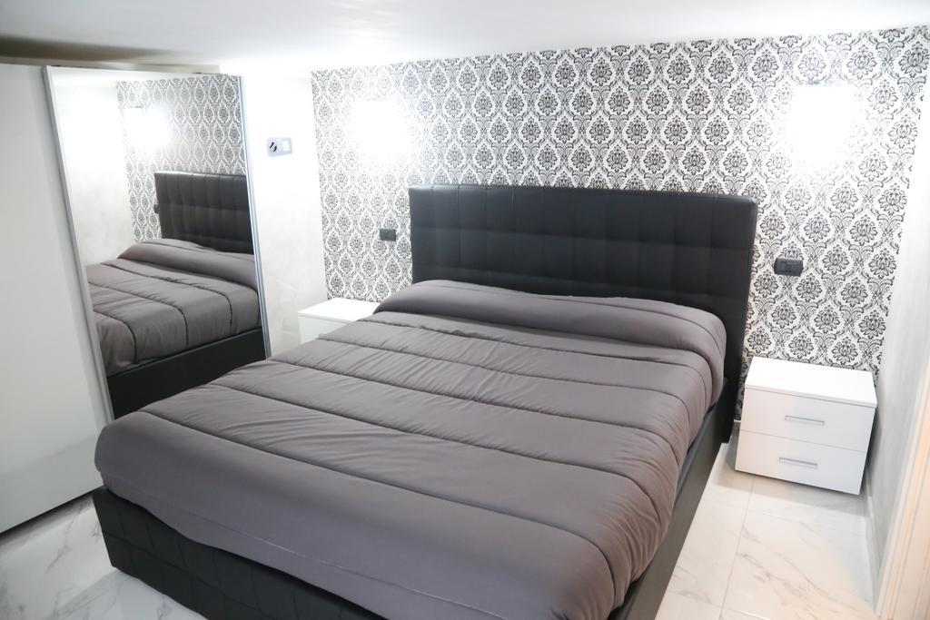 Casa Vacanze Sannazzaro 70 那不勒斯 外观 照片