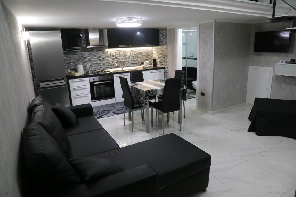 Casa Vacanze Sannazzaro 70 那不勒斯 外观 照片