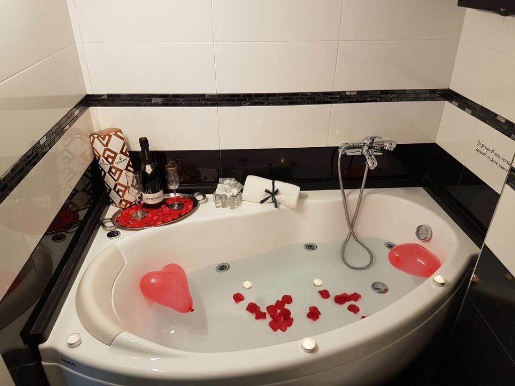 Casa Vacanze Sannazzaro 70 那不勒斯 外观 照片