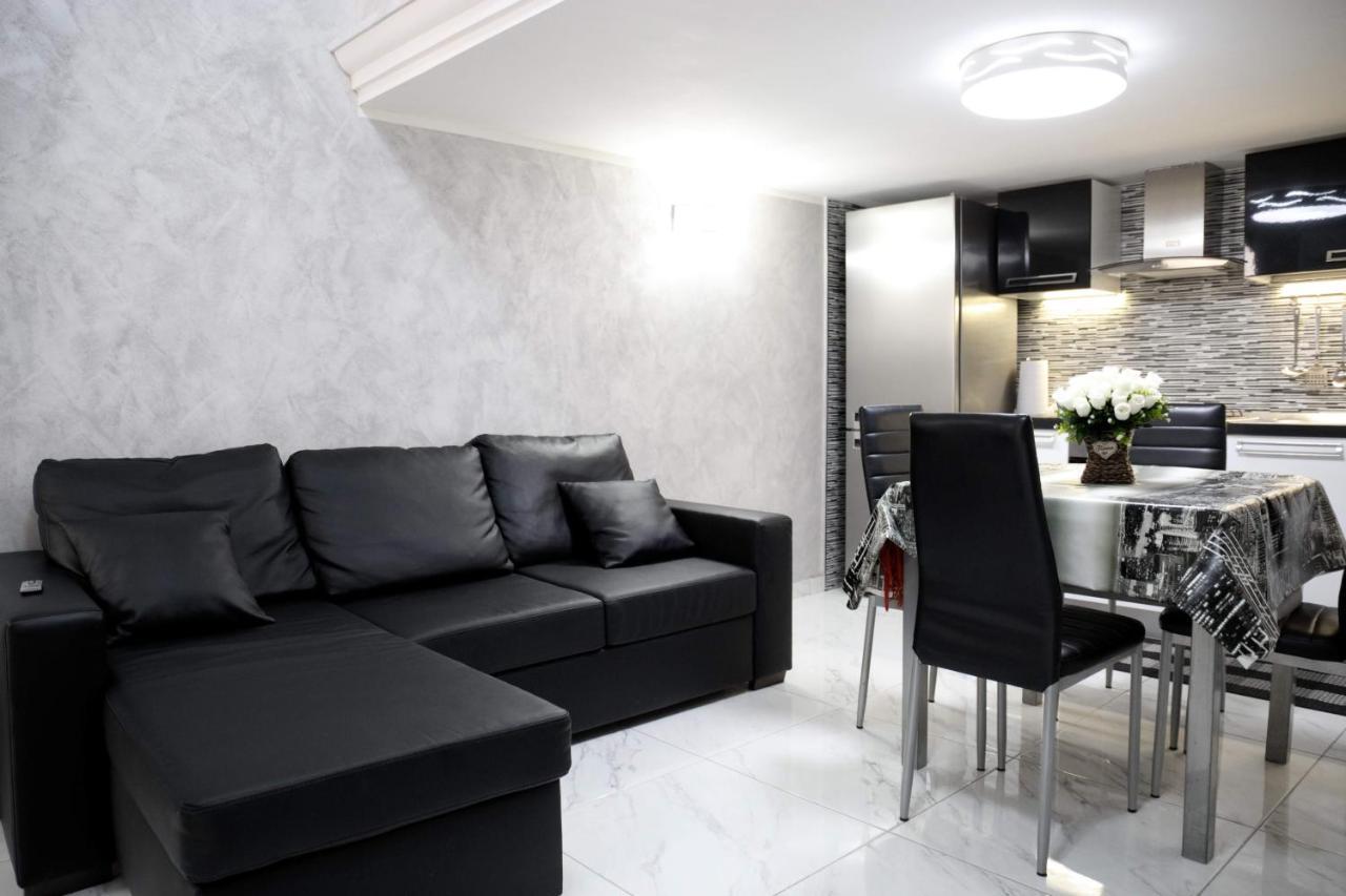Casa Vacanze Sannazzaro 70 那不勒斯 外观 照片