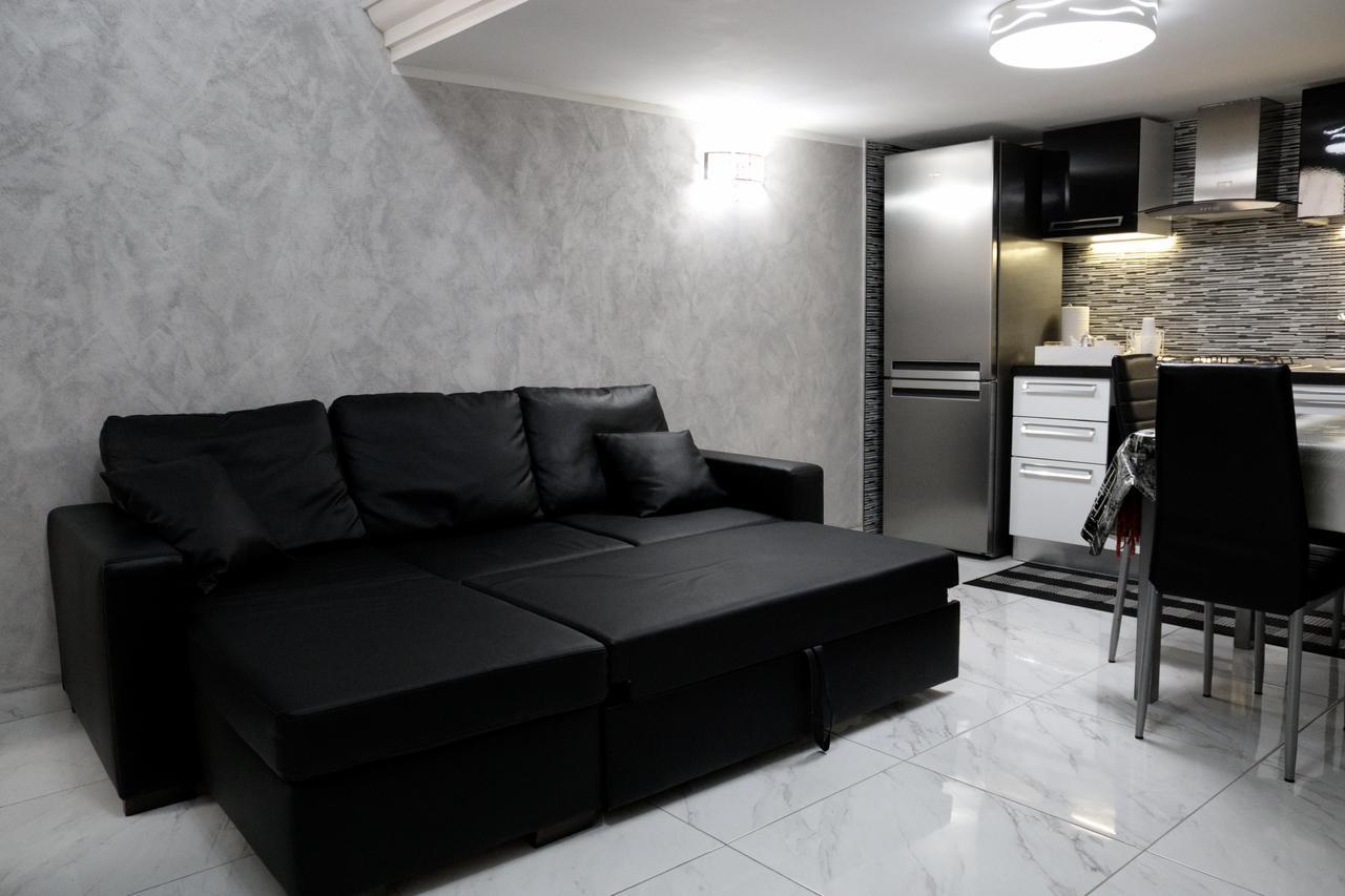Casa Vacanze Sannazzaro 70 那不勒斯 外观 照片